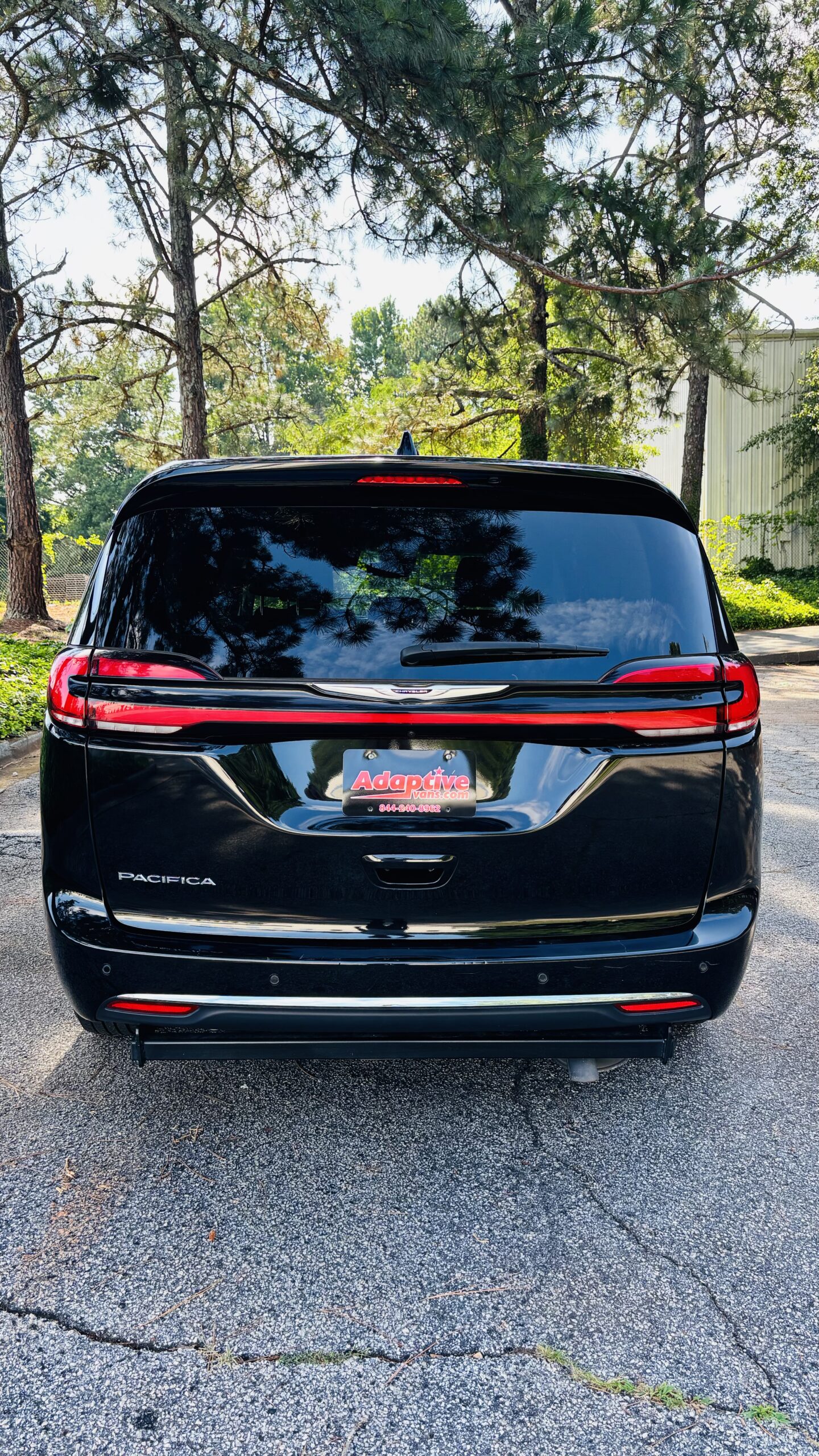 2024 Chrysler Pacifica Touring L - Photo 11